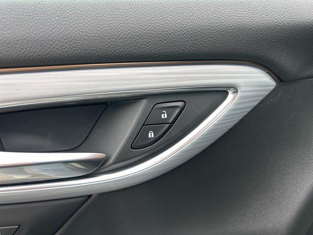 new 2025 Buick Envision car, priced at $44,595