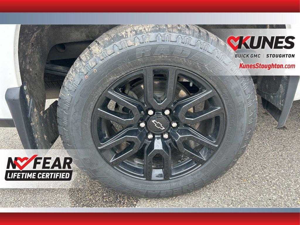 used 2024 Chevrolet Silverado 1500 car, priced at $47,977