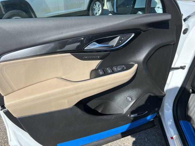 new 2025 Buick Envision car, priced at $39,155