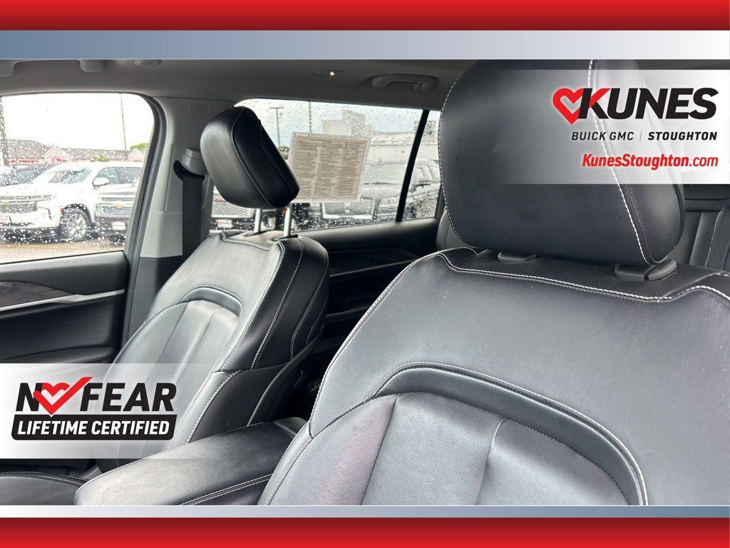 used 2021 Jeep Grand Cherokee L car, priced at $27,977