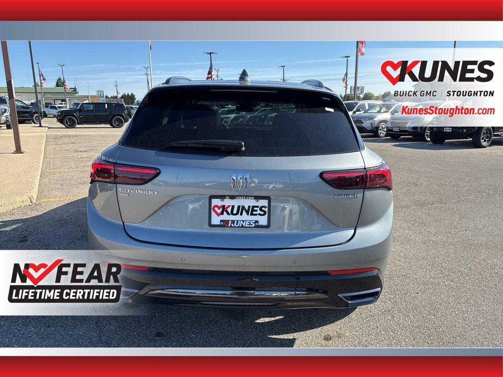 new 2025 Buick Envision car, priced at $37,829
