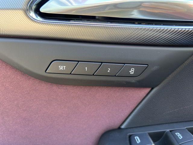new 2025 Buick Envision car, priced at $39,735