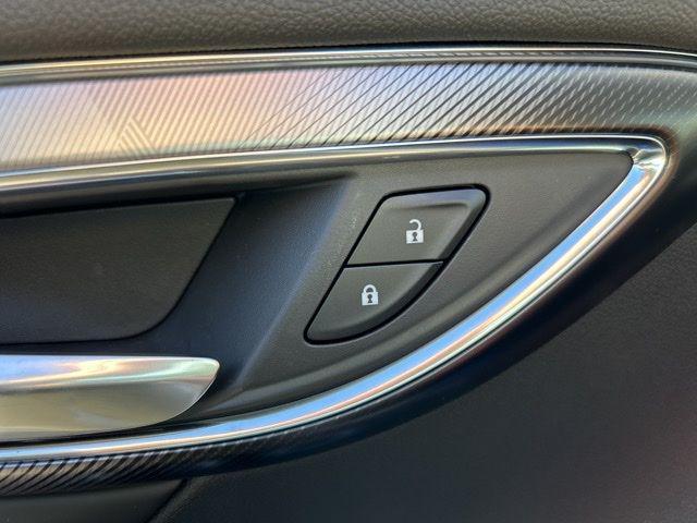 new 2025 Buick Envision car, priced at $39,735