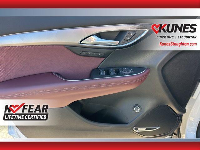 new 2025 Buick Envision car, priced at $37,829