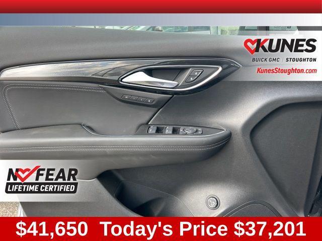 new 2025 Buick Envision car, priced at $37,201