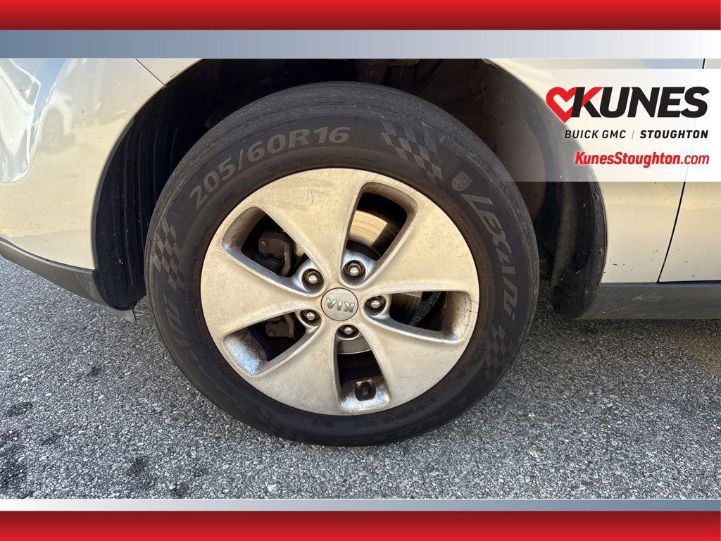 used 2014 Kia Soul car, priced at $2,277