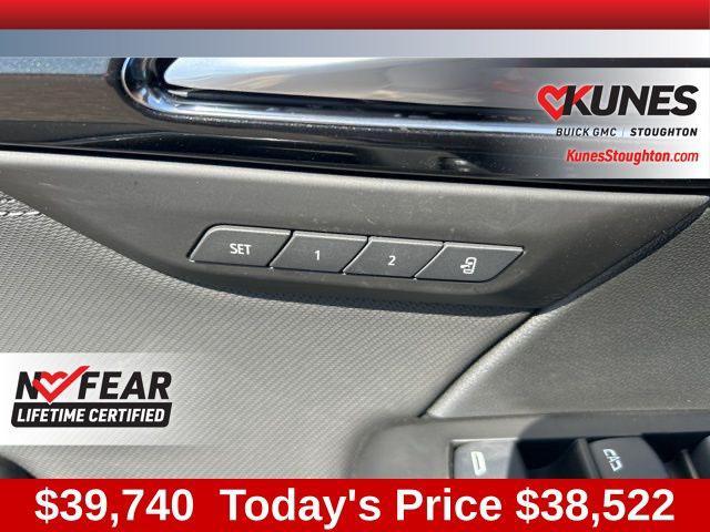 new 2025 Buick Envision car, priced at $38,522