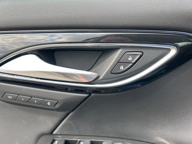 new 2025 Buick Envision car, priced at $37,355