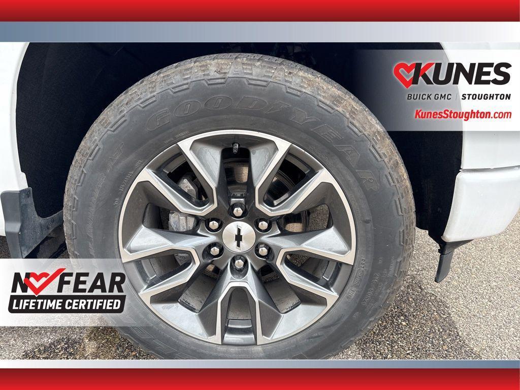 used 2024 Chevrolet Silverado 1500 car, priced at $46,977