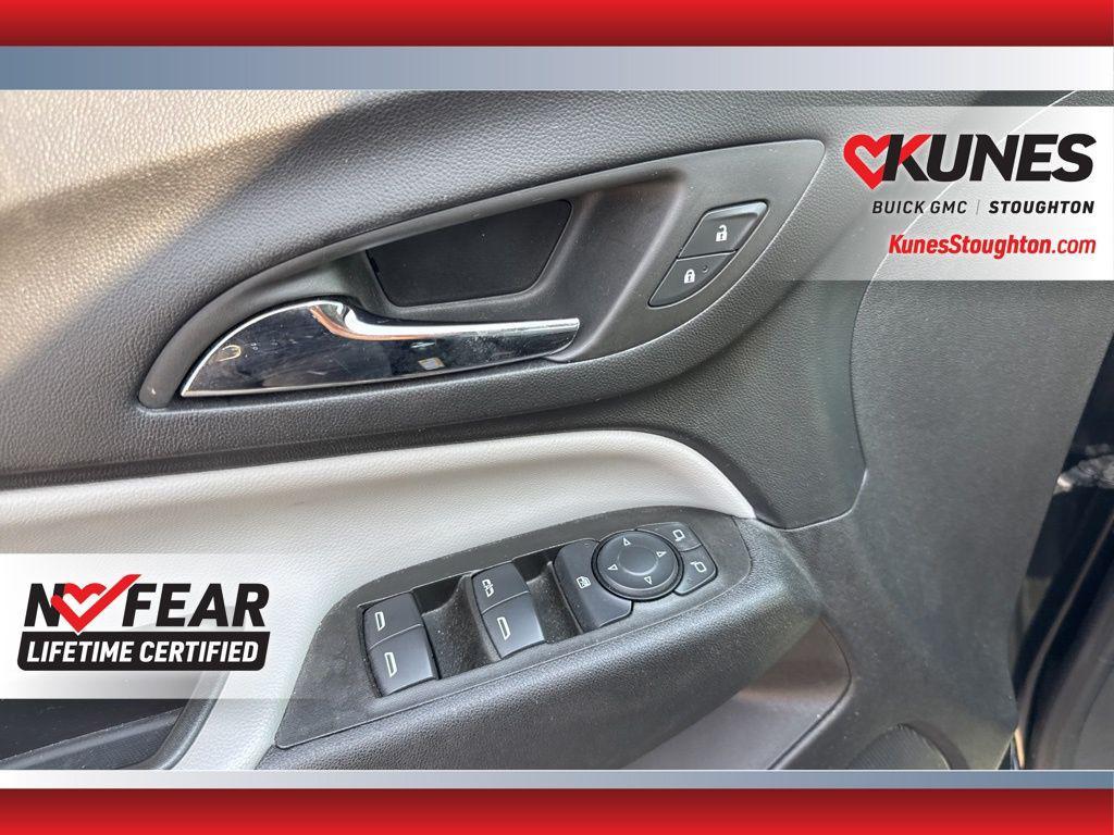 used 2024 Chevrolet Equinox car, priced at $20,977