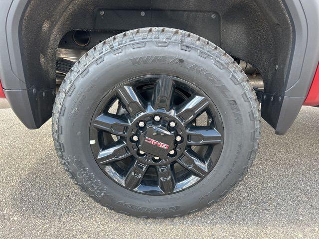new 2025 GMC Sierra 2500 car, priced at $85,655