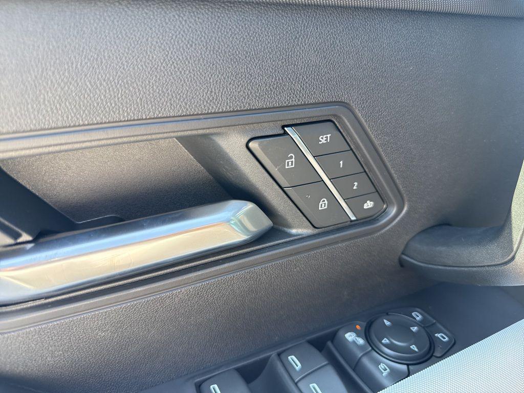 new 2025 GMC HUMMER EV SUV car, priced at $101,351