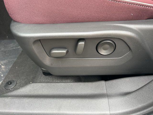 new 2025 Buick Envision car, priced at $41,035