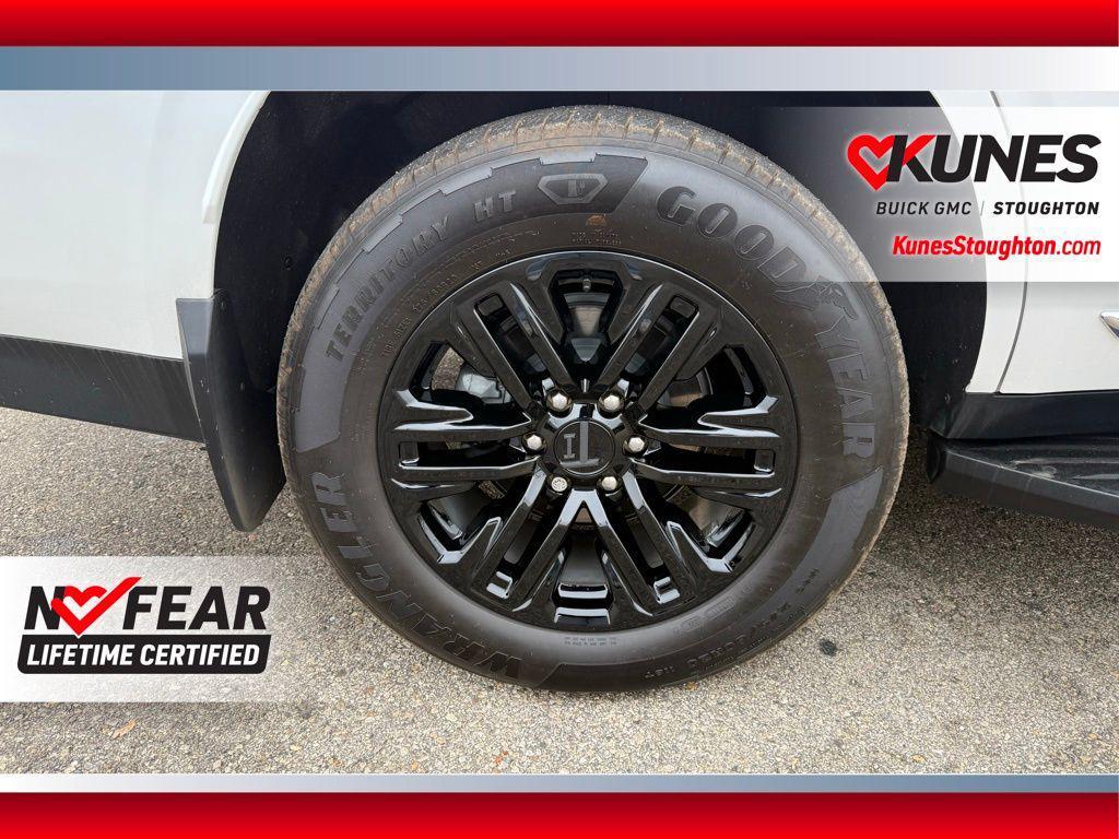 used 2023 GMC Yukon car, priced at $48,977