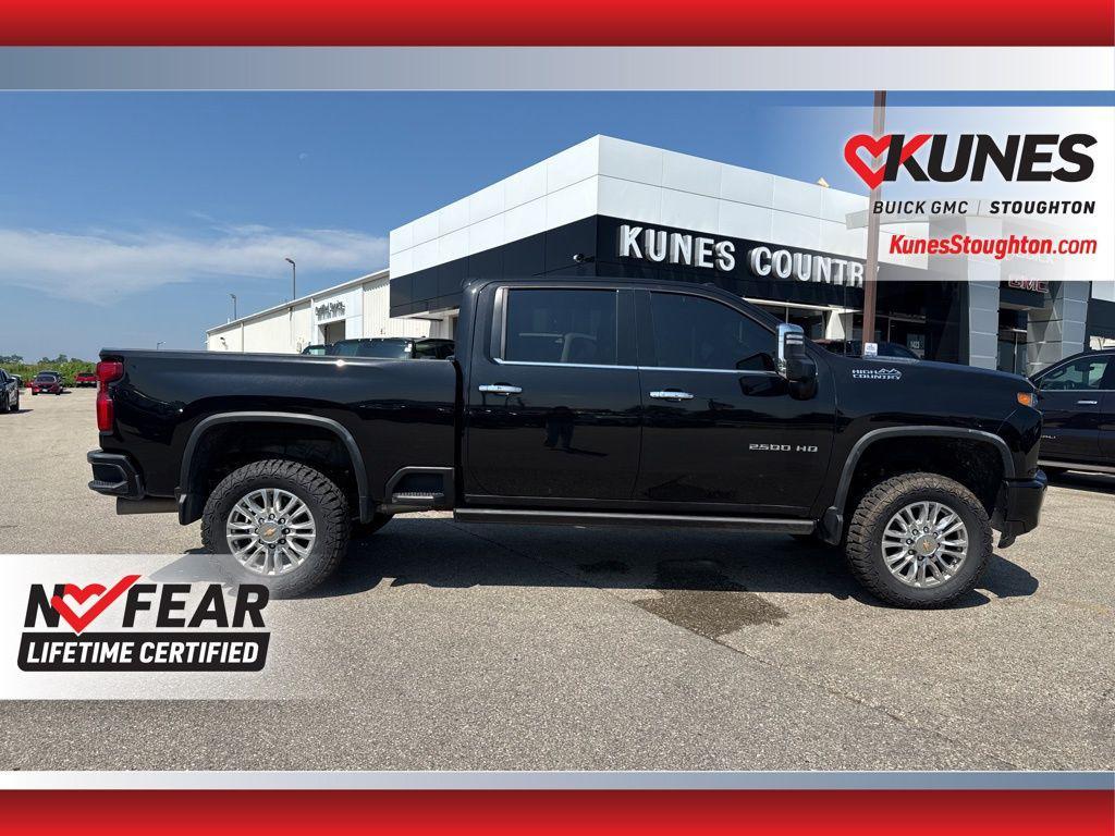 used 2022 Chevrolet Silverado 2500 car, priced at $50,977