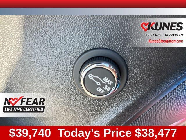 new 2025 Buick Envision car, priced at $38,477