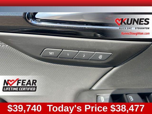 new 2025 Buick Envision car, priced at $38,477