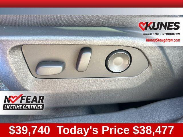 new 2025 Buick Envision car, priced at $38,477