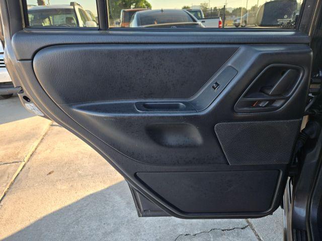 used 2004 Jeep Grand Cherokee car, priced at $4,999