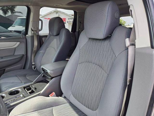 used 2015 Chevrolet Traverse car, priced at $9,995