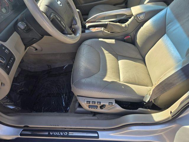 used 2005 Volvo XC70 car, priced at $4,995