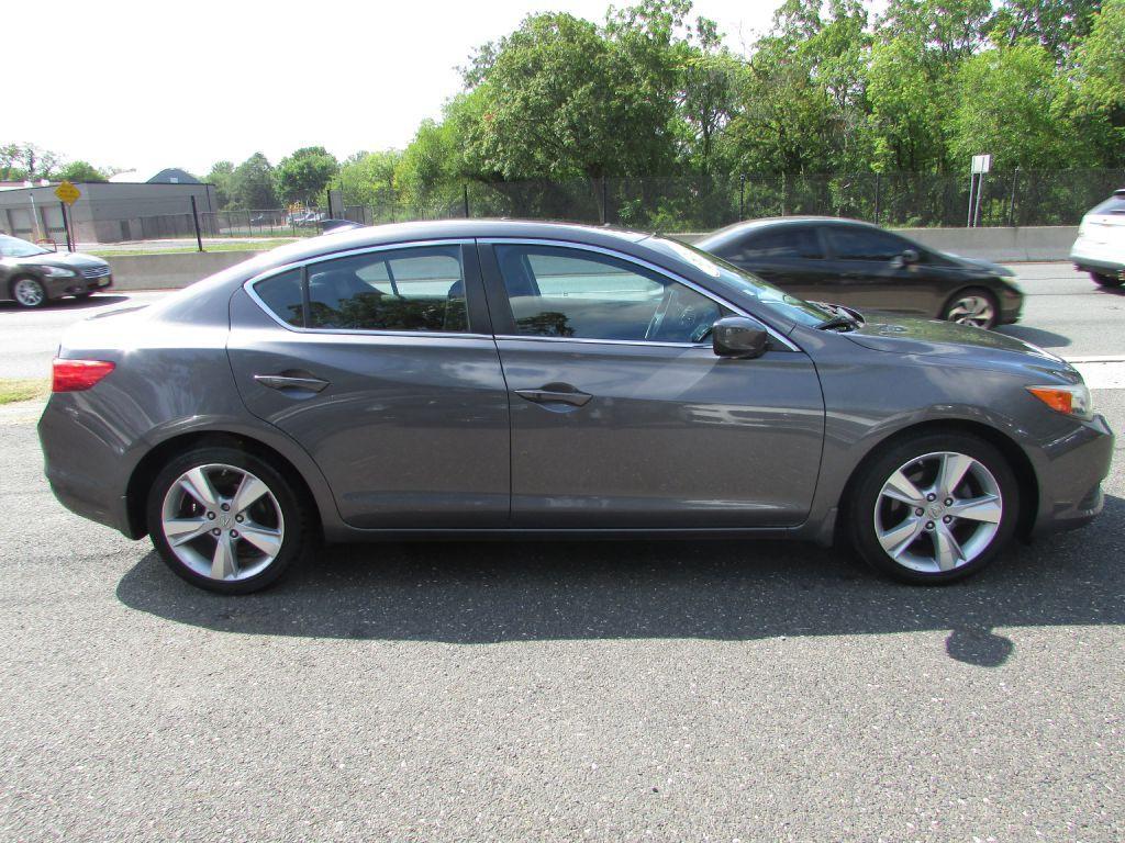 used 2015 Acura ILX car, priced at $14,495