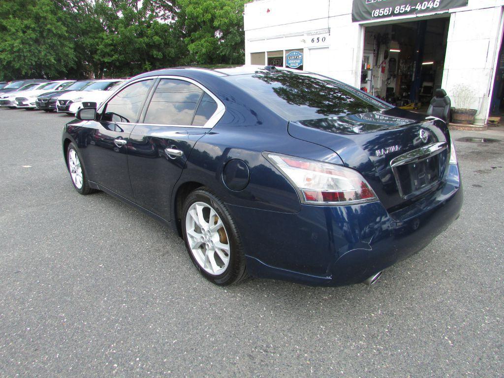 used 2013 Nissan Maxima car, priced at $9,995