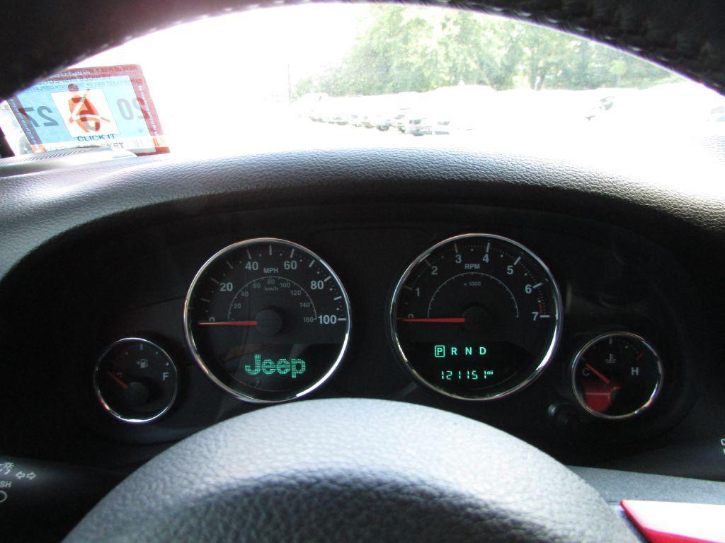 used 2015 Jeep Wrangler Unlimited car, priced at $14,995
