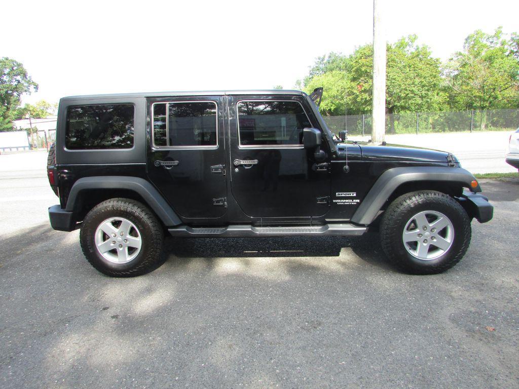 used 2015 Jeep Wrangler Unlimited car, priced at $14,995