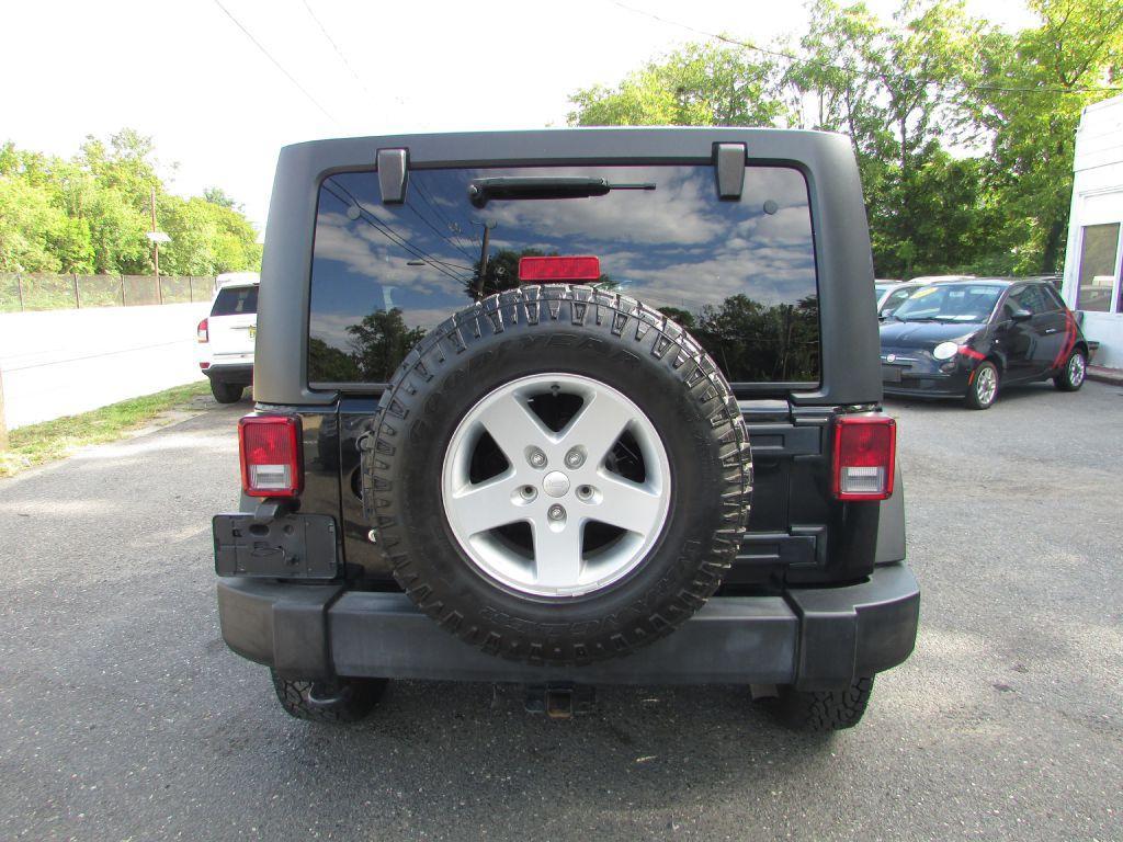 used 2015 Jeep Wrangler Unlimited car, priced at $14,995