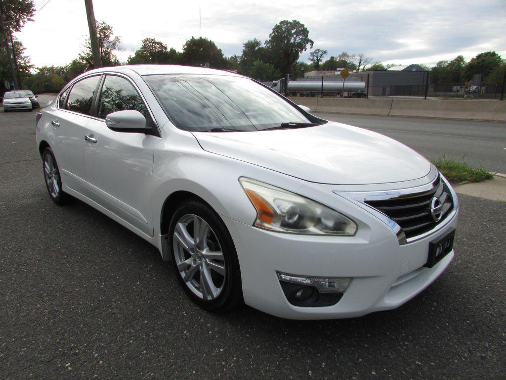 used 2015 Nissan Altima car, priced at $6,395