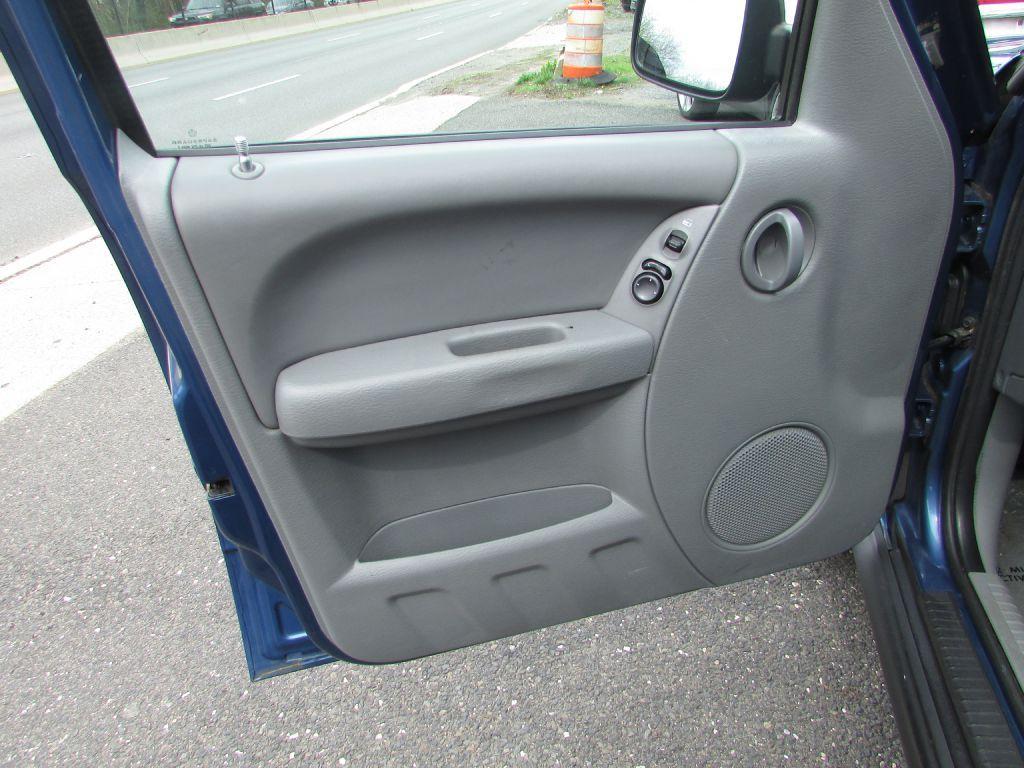 used 2005 Jeep Liberty car, priced at $5,995