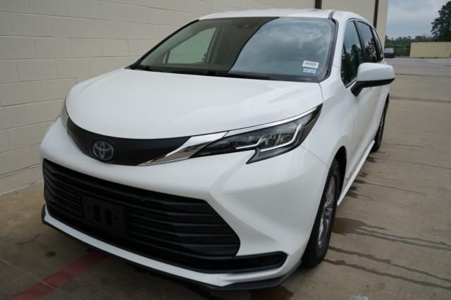 used 2021 Toyota Sienna car, priced at $33,507