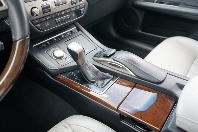 used 2016 Lexus ES 350 car, priced at $17,600