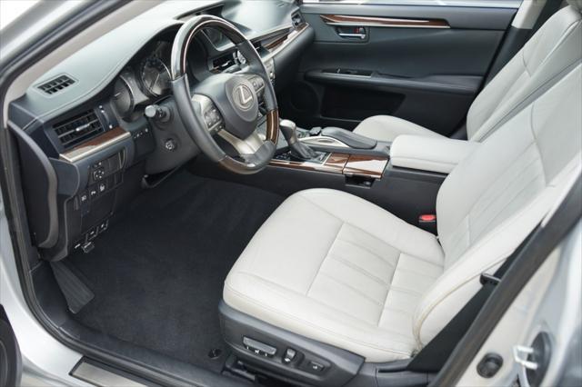 used 2016 Lexus ES 350 car, priced at $17,600