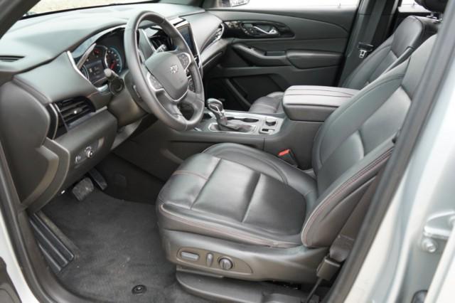 used 2022 Chevrolet Traverse car, priced at $26,300