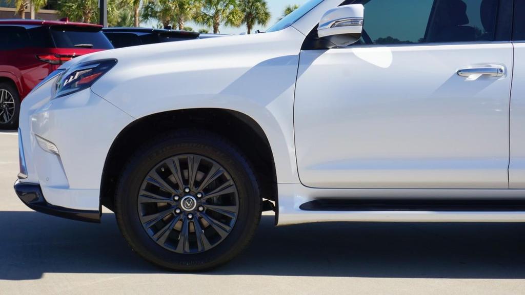 used 2022 Lexus GX 460 car, priced at $45,900