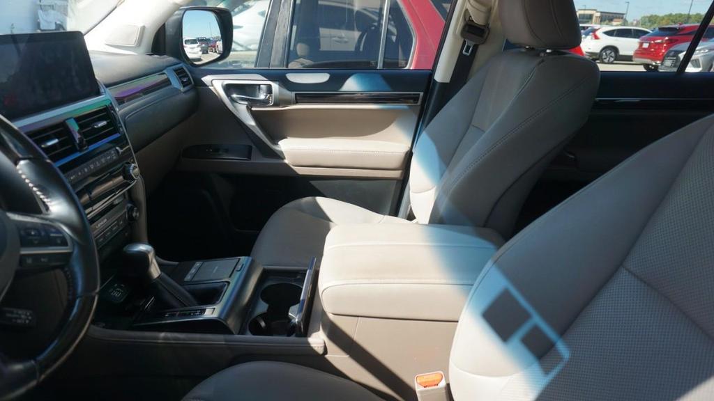 used 2022 Lexus GX 460 car, priced at $45,900