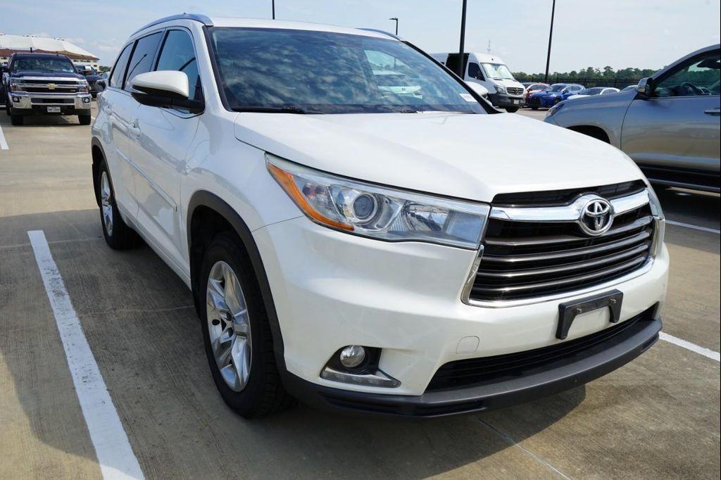 used 2016 Toyota Highlander car, priced at $18,300