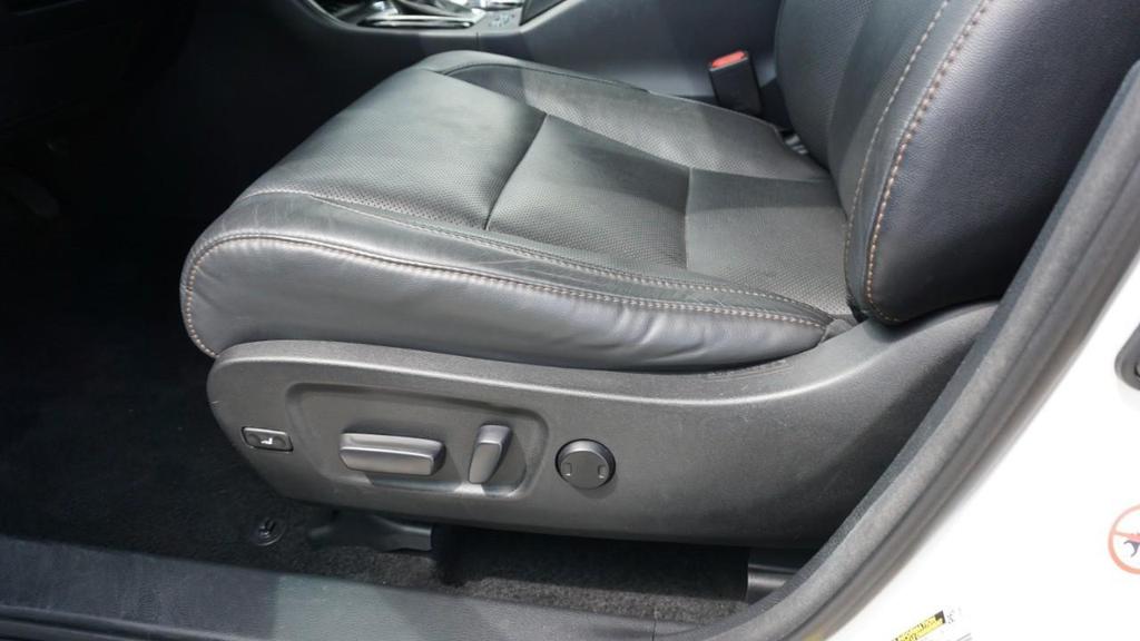 used 2016 Toyota Highlander car, priced at $18,300