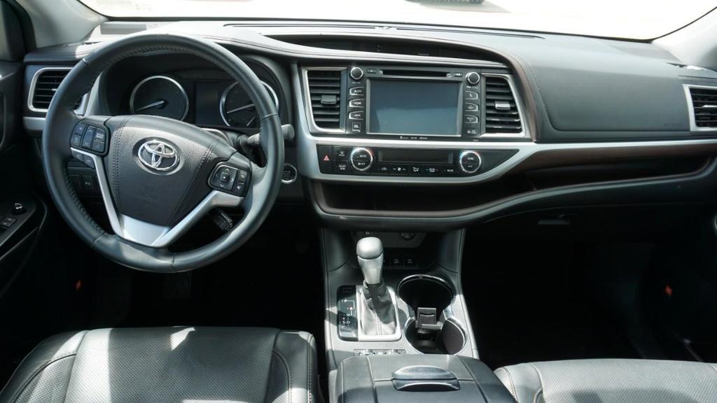 used 2016 Toyota Highlander car, priced at $18,300