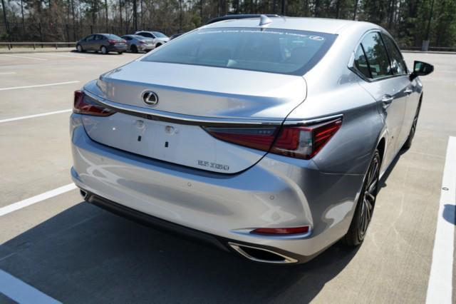 used 2024 Lexus ES 350 car, priced at $43,900