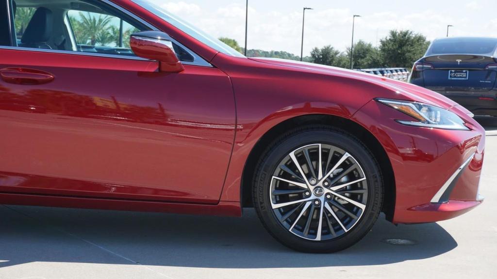 used 2024 Lexus ES 250 car, priced at $41,500