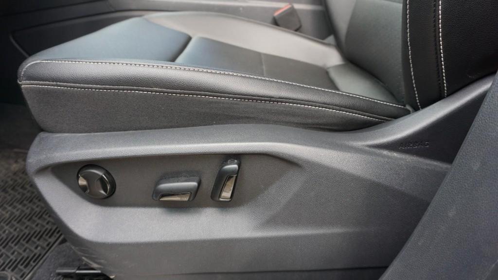 used 2023 Volkswagen Atlas car, priced at $24,988