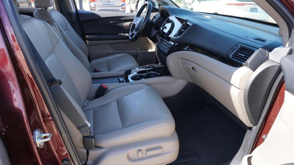 used 2020 Honda Pilot car, priced at $25,500