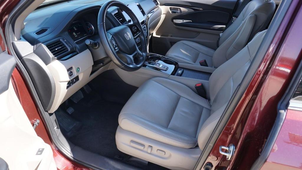 used 2020 Honda Pilot car, priced at $25,500