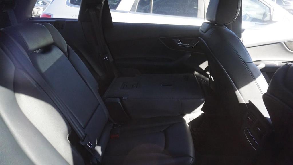 used 2018 Audi Q7 car, priced at $18,404