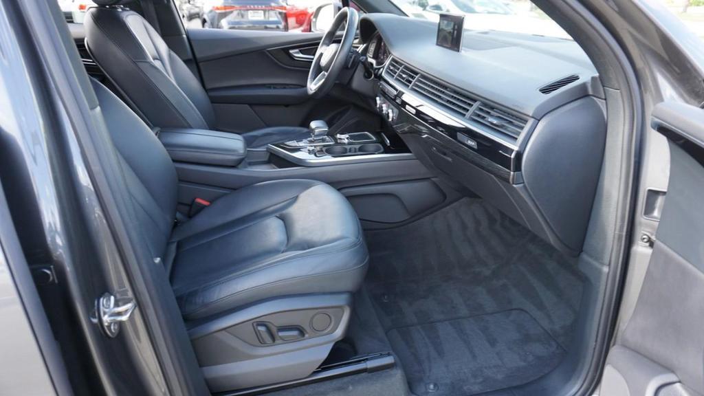used 2018 Audi Q7 car, priced at $18,404