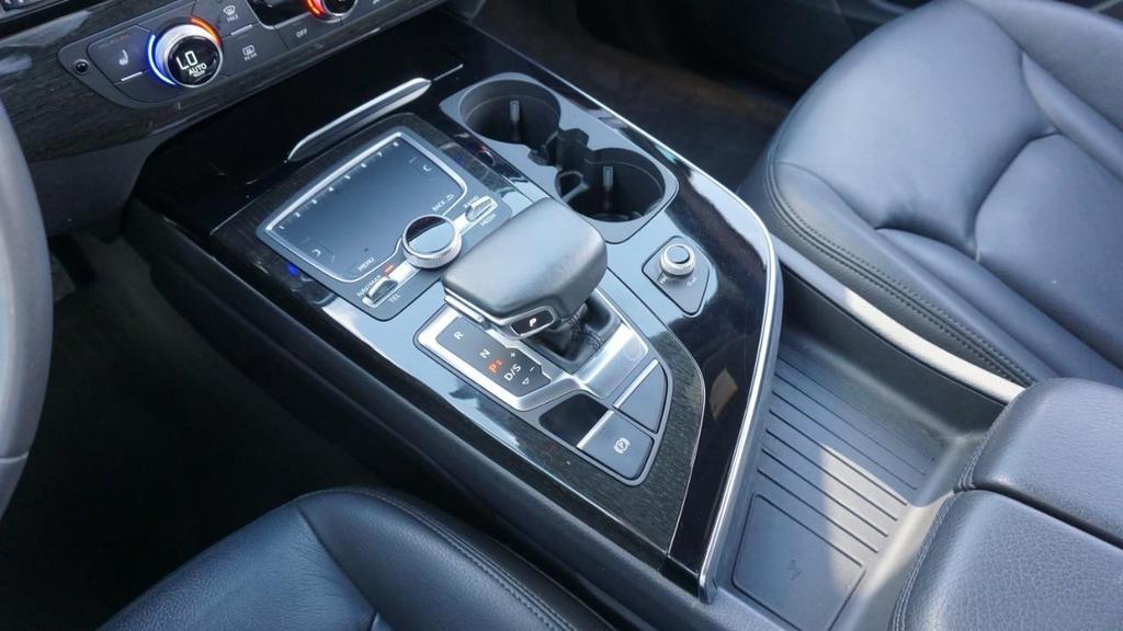 used 2018 Audi Q7 car, priced at $18,404