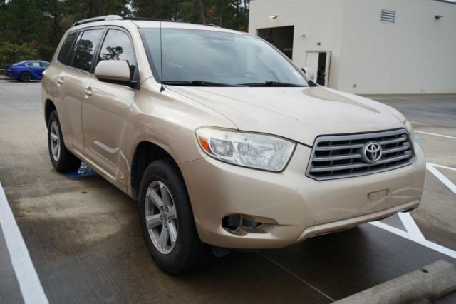 used 2008 Toyota Highlander car, priced at $11,239